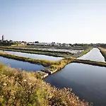 Maison Pour 4 - Jardin - 400m Des Lutins ノワールムーティエ